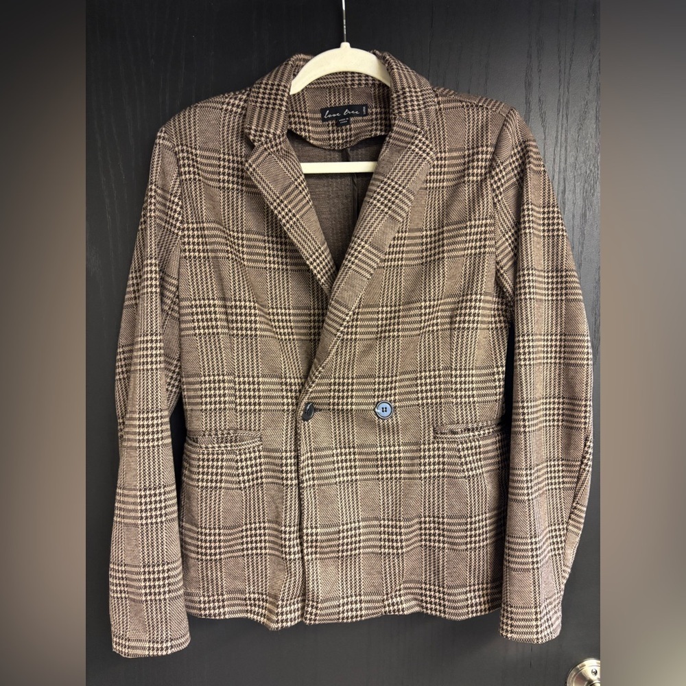 Love Tree Brown Sport Coat/ Blazer with Classic Plaid Design